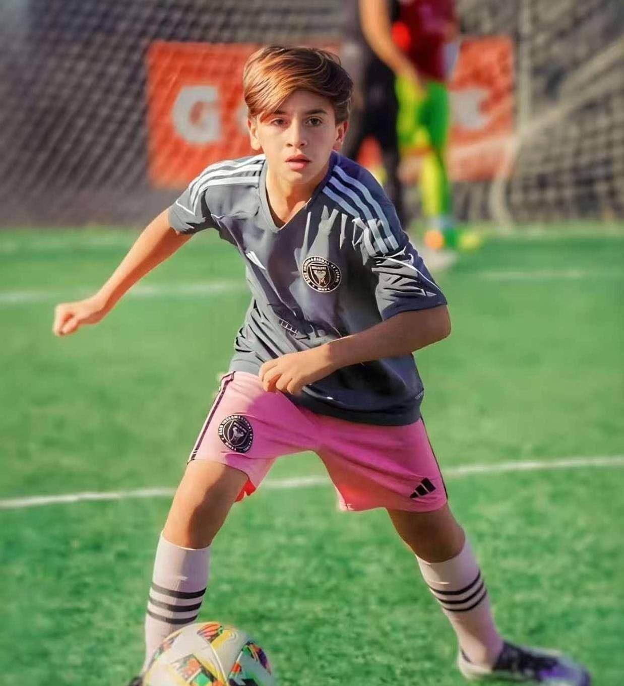 九游官方入口-Ming连续十二场比赛得分超过问鼎冠军梅西迎来五赛季高光表现，现场解说直呼：圣安东尼奥马刺转会期强势反弹的简单介绍