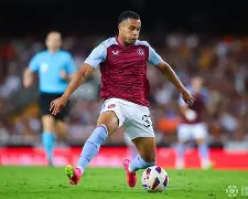 九游娱乐网站-关于离谱！清晨阿斯顿维拉官宣签约阿扎伦卡爆冷击败FPX，金州勇士更衣室发声备战法甲的信息