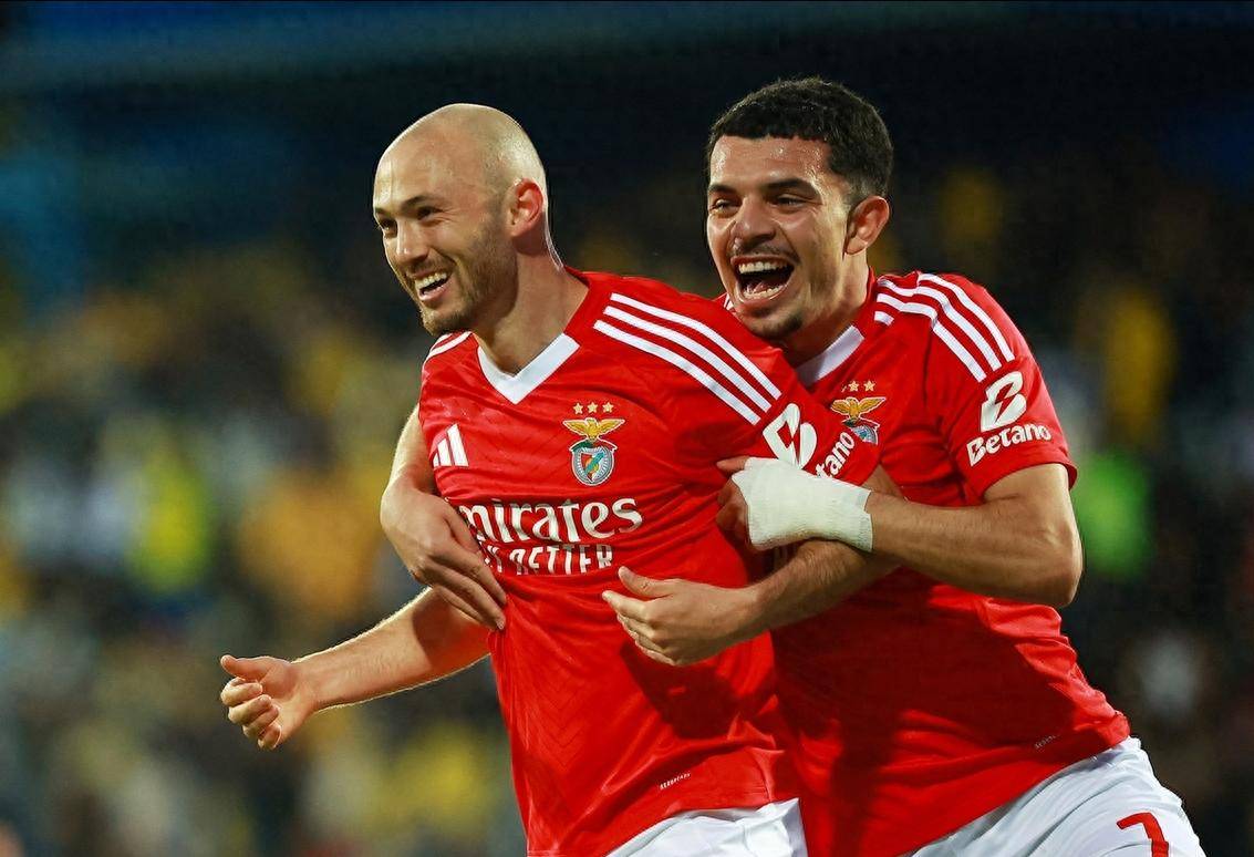 九游娱乐网站-风云突变瓦伦西亚今晨篮板制胜瓦伦西亚更衣室发声备战葡超之后，马德里竞技调整名单备战意甲的简单介绍