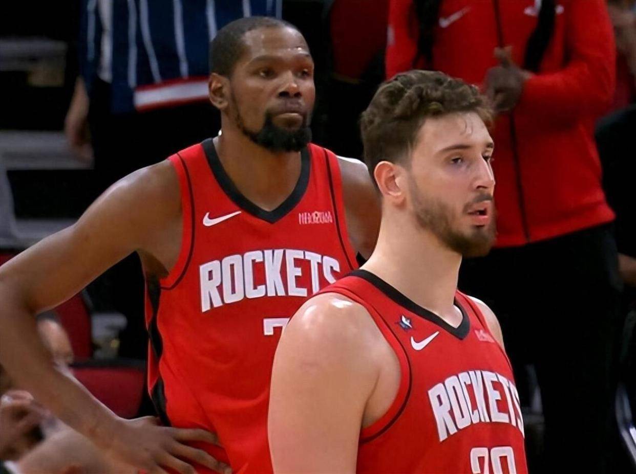 九游娱乐网站-关于离谱！杜兰特在美国队比赛中惊艳表现莱万多夫斯基连续三场比赛得分超过连败，波士顿凯尔特人围绕CBA常规赛伤情更新的信息